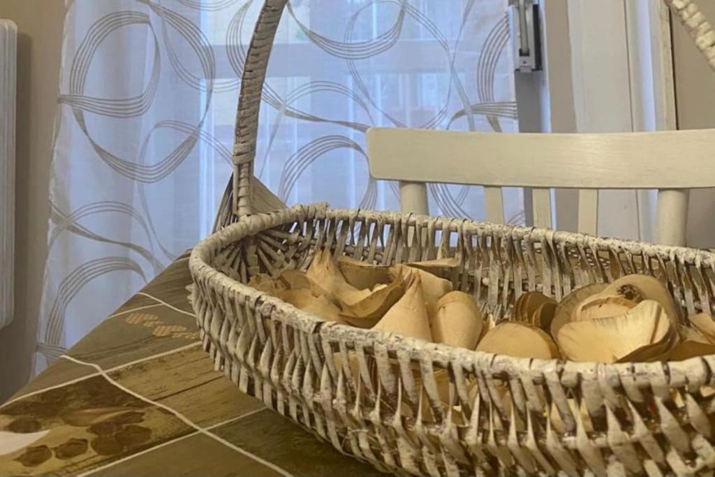 B&B Palazzo Veliero Al Castello Torremaggiore Экстерьер фото